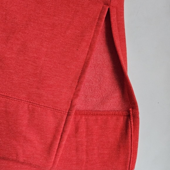 Tampa Bay Buccaneers NFL Team Apparel Red Long Sleeves Sweatshirt Size L - Picture 7 of 9